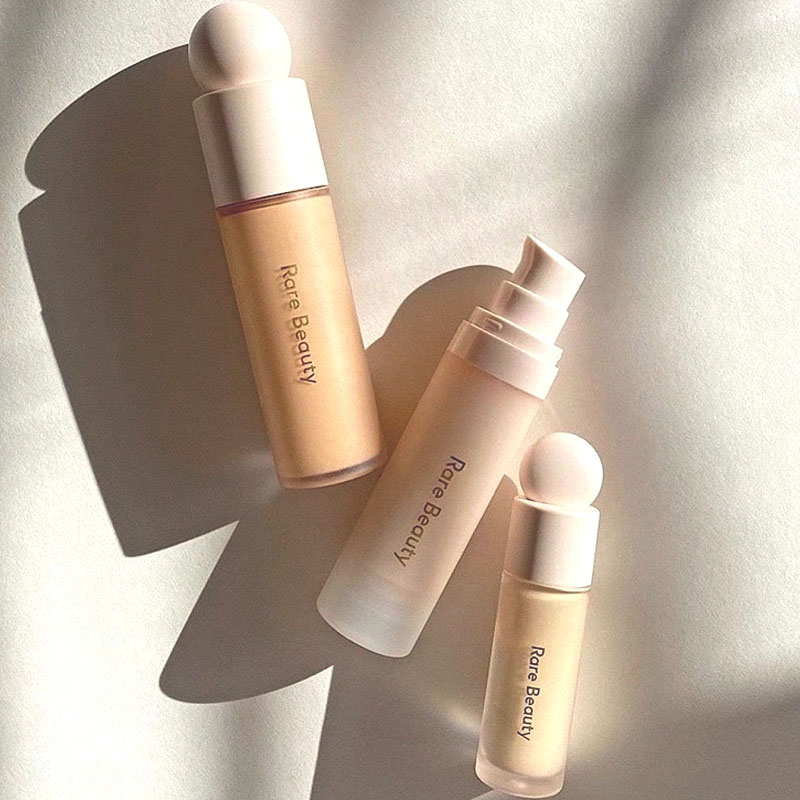 Rara bellezza Pre trucco Crema - Rare Beauty Makeup Kit recensione e prezzo