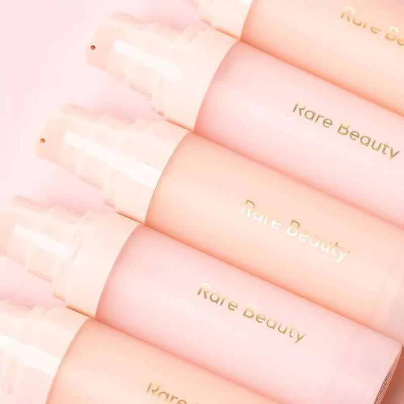 Rara bellezza Pre trucco Crema - Rare Beauty Makeup Kit recensione e prezzo