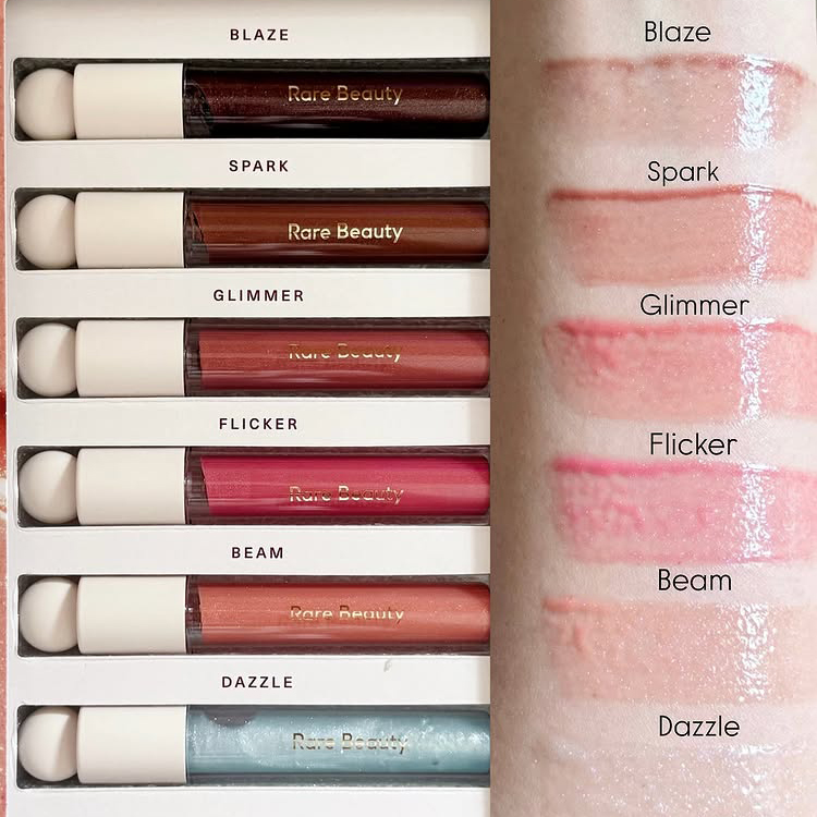 Lucidalabbra Illuminante Rare  - Rare Beauty Makeup Kit recensione e prezzo