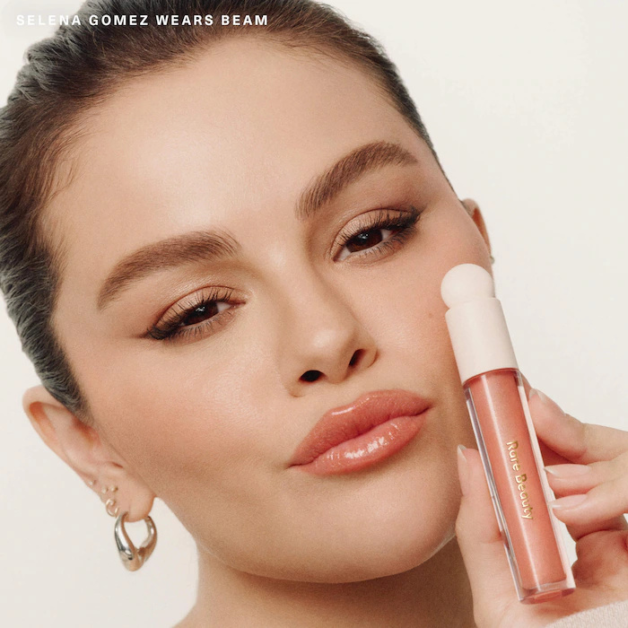Lucidalabbra Illuminante Rare  - Rare Beauty Makeup Kit recensione e prezzo