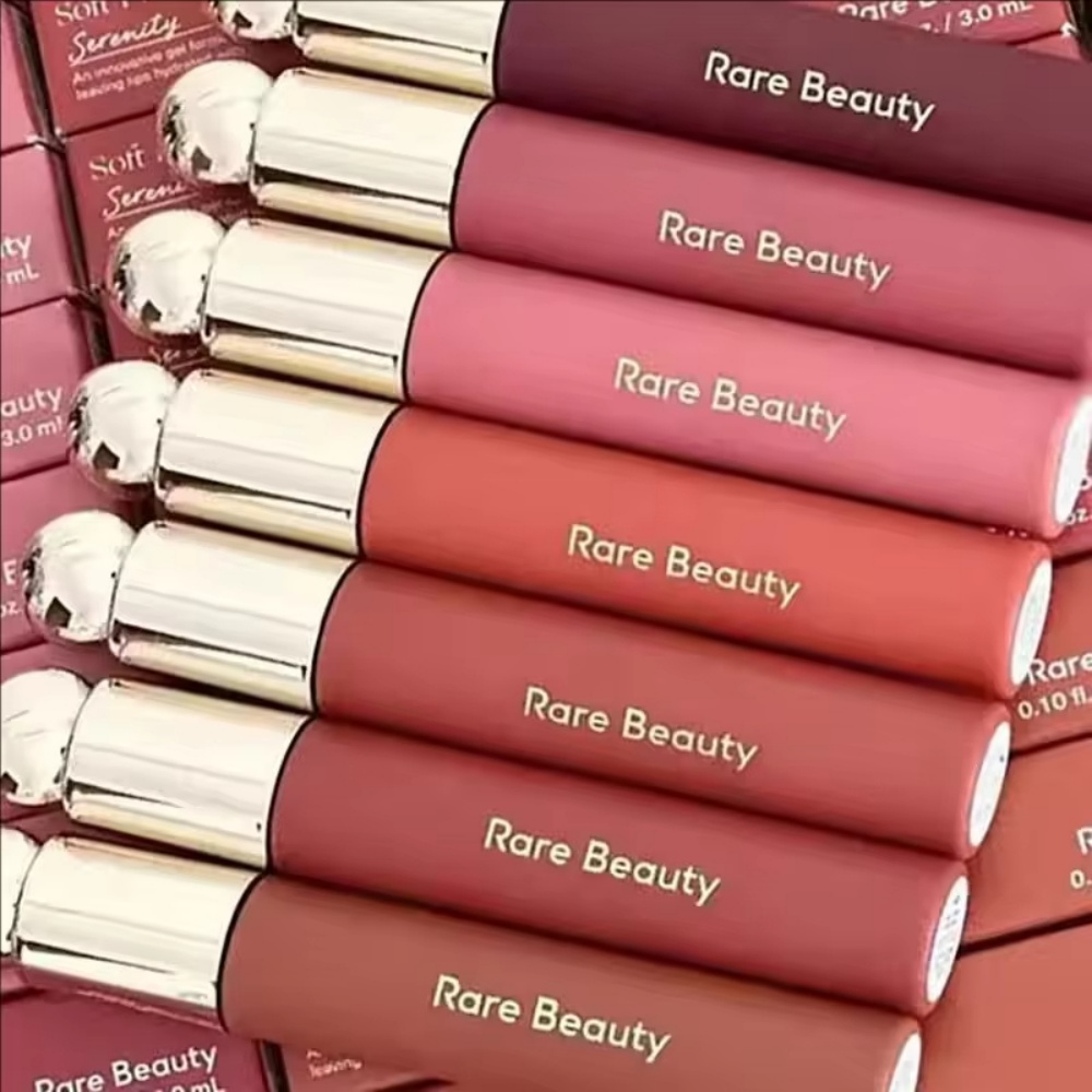 Rare Beauty Stay Vulnerable Gl - Rare Beauty Makeup Kit recensione e prezzo